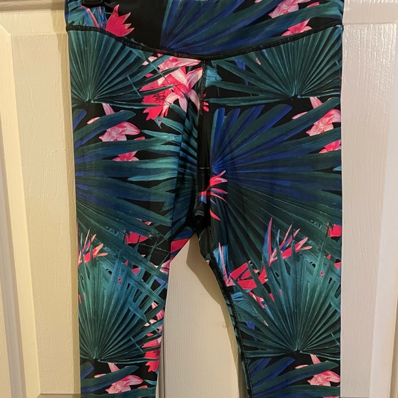 BNWT Women’s Leggings - Picture 1 of 2